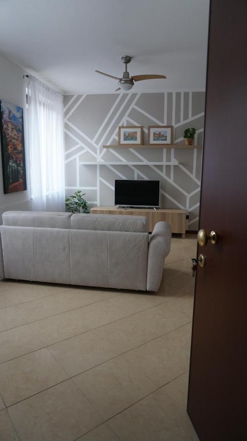 Appartamento A Verona E Parcheggio Nella Proprieta Exterior foto